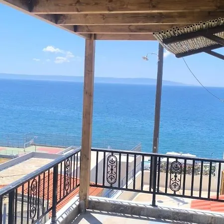 Seaview Διαμέρισμα Neápolis